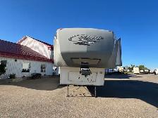 2012 KEYSTONE COUGAR 323MKS, SPACIOUS, COUPLES UNIT - Photo 26