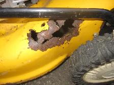 CUB CADET LAWN MOWER FOR PARTS OR REPAIR HOLE IN DECK - Photo 5