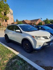 2015  Toyota Rav 4 vehicle for sale. - Photo 3