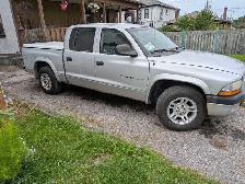 Selling a 2004 Dakota pickup truck