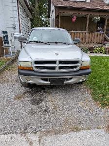 Selling a 2004 Dakota pickup truck - Photo 5