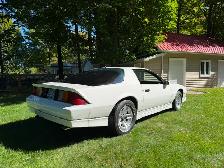 Chevrolet Camaro 1985 - Photo 2