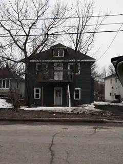 Room for rent Barrie - available immediately!