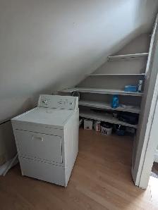 266B Crown St - 2BR Uptown, Split Level, Bus, Deck w/ Water View - Photo 13