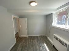 2 Bedroom Apartment Just Steps from the Niagara River! - Photo 10