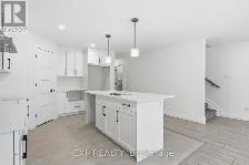 Spacious 3-Bedroom Townhouse - Photo 6