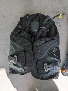 TUSA and OCEANIC BCDs. (Diving Equipment) - Photo 3