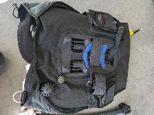 TUSA and OCEANIC BCDs. (Diving Equipment) - Photo 8
