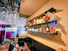 Profitable Restaurant & Bar For Sale in Ottawa - Photo 3