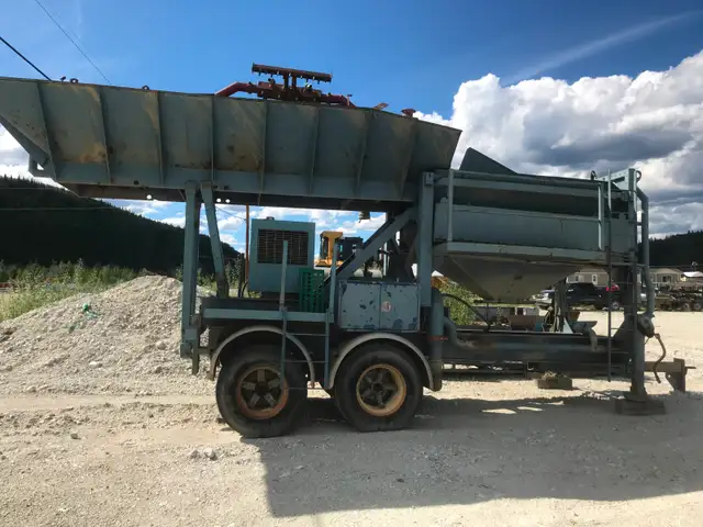 gold sluice plant