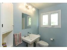 All Inclusive Private Bedroom near Carleton and Algonquin - Photo 8