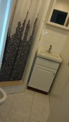 Lawrence & Duffeirin Bachelor Apt. Call 416-315-3967 - Photo 5