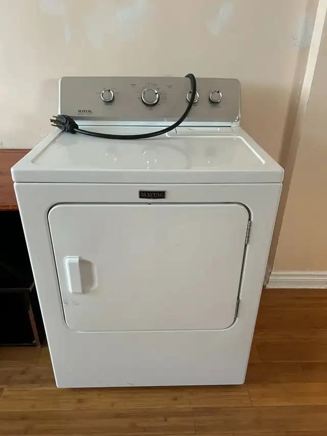 Maytag Electric Dryer – Very Good Condition – White