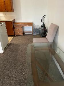 1 BHK Convenient Location in Metrotown - Photo 2