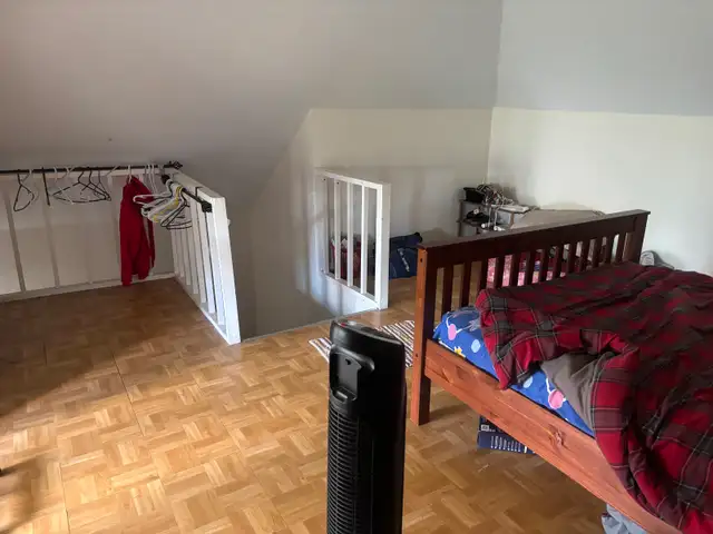 2 whole rooms for rent