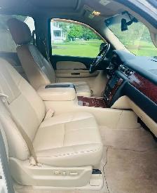 2008 Chevrolet Avalanche LTZ 4x4 Saftied - Photo 6