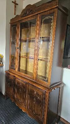 Vintage wood China cabinet - Photo 2