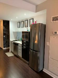 Fully Furnished all inclusive Toronto Condo everything included - Photo 6