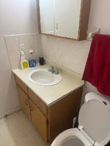 Room for Rent – One Month Only – October - Photo 4