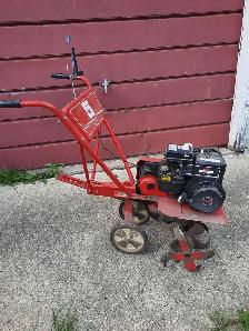 MTD 5hp Rototiller - Photo 3