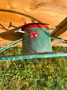 Christmas Tree Stand - Photo 4