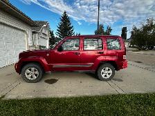 2012 Jeep Liberty 4x4 - Photo 2