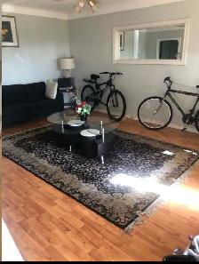 ROOM FOR RENT ON IMMEDIATE BASIS! - Photo 2