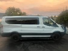 2017 Ford Transit Passenger T150 - Photo 3