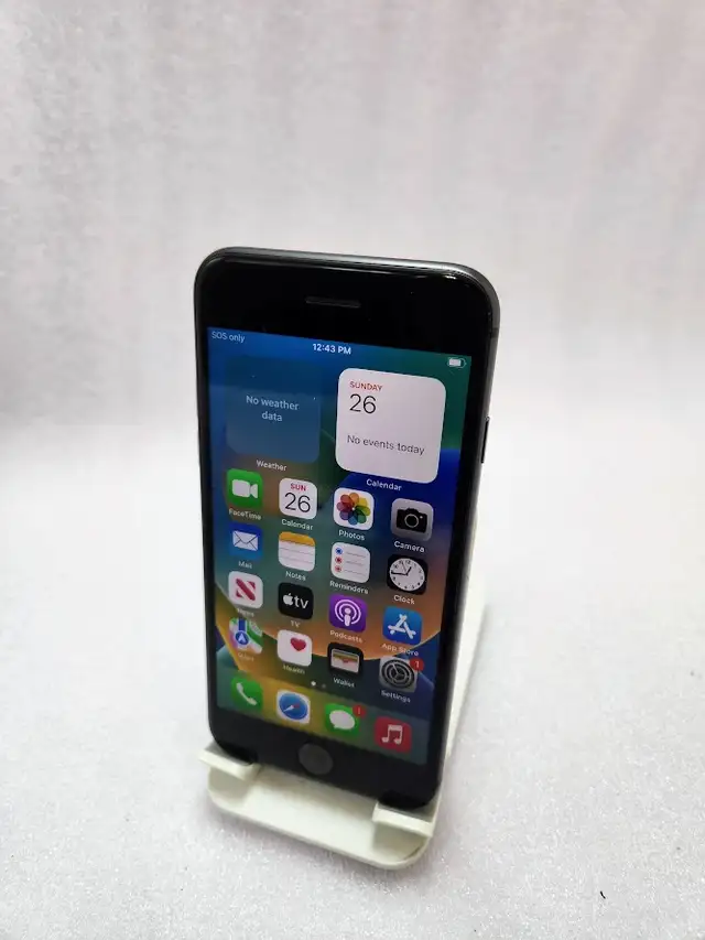 iPhone Se 2nd Gn 2020 64gb Black 84% 3 Months Warranty W/Charger