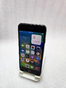 iPhone Se 2nd Gn 2020 64gb Black 84% 3 Months Warranty W/Charger