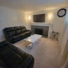 FULLY FURNISHED 2-BEDROOM SUITE NEAR LOUGHEED MALL — $2,700/MONT - Photo 6