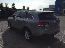 2018 Kia Sorento LX LX AWD - Photo 3