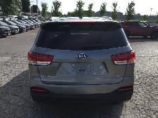 2018 Kia Sorento LX LX AWD - Photo 4