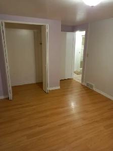 3-Bedroom  Spacious Living Area  2-Car Parking and Backyard : N - Photo 8