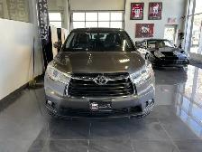 2015 Toyota Highlander LE - Photo 2