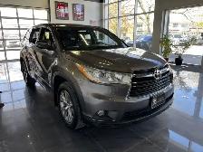 2015 Toyota Highlander LE - Photo 3