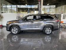 2015 Toyota Highlander LE - Photo 4