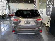 2015 Toyota Highlander LE - Photo 6