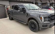 2025 Ford F-150 LARIAT - Photo 2