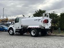 2025 Peterbilt 536 Air Brake 2000 GAL Water Tank Truck - Photo 7