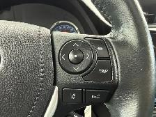 2017 Toyota Corolla SE - Photo 11