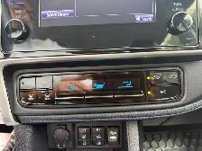 2017 Toyota Corolla SE - Photo 15