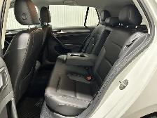 Volkswagen Golf Highline 5 portes avec boîte manuelle 2021 à ven - Photo 16