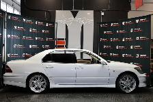 2003 Toyota Celsior - RHD|LEATHER|SUNROOF|BACKUP CAMERA - Photo 3