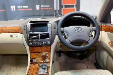 2003 Toyota Celsior - RHD|LEATHER|SUNROOF|BACKUP CAMERA - Photo 13