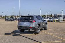 2027 GMC Acadia Denali Ultimate - Photo 9