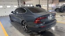 2022 Volvo S60 - Photo 3