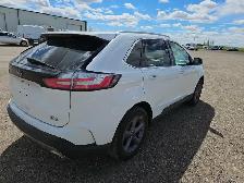 2020 Ford Edge - Photo 4