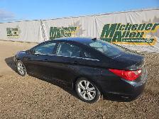 2011 Hyundai Sonata - Photo 3