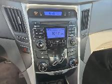 2011 Hyundai Sonata - Photo 23